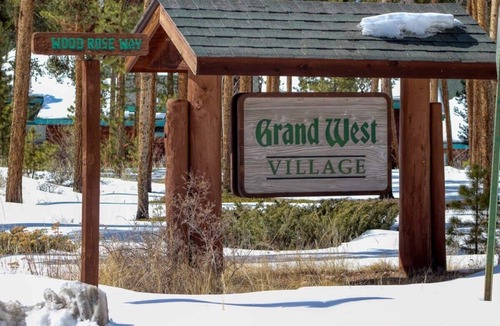 Leadville Cabin | 2BR w/Loft - Fireplace, BBQ, Horseshoe Pit