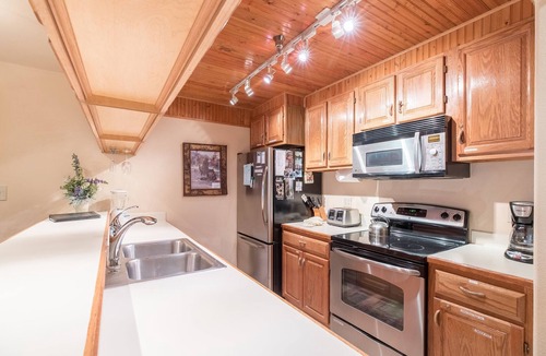Beaver Creek Condo | 3/2 Ski In/Out BEAVER CREEK, steps to Village, Townsend Place A307