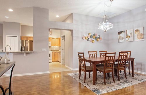Santo Domingo House | 3-bedroom house in gorgeous The Villages with AC