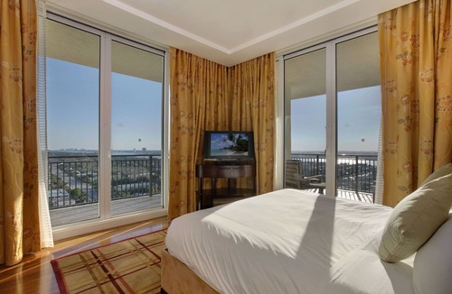 Singer Island Resort | 3 bedroom Luxurious Presidential Penthouse ,Ocean View + 5 star Resort Amenities
