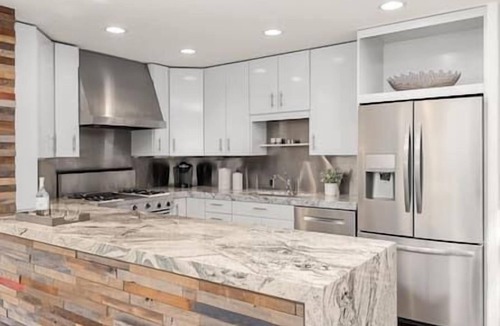 Aspen Condo | 3 Bedroom Perfect Location Aspen Core, Renovated!