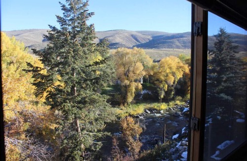 Eagle-Vail House | 3 Bedroom Townhome, overlooking the EagleRiver, minutes to Beaver Creek and Vail
