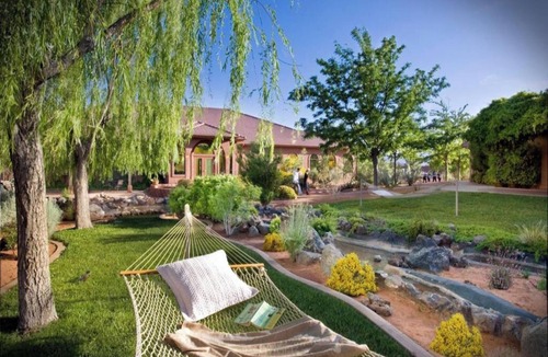 Ivins Villa | 3 Modern Suites in Utah Where Desert Serenity Meets Family Comfort