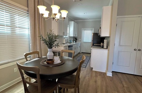 Midland City Cottage | 336 Riverstone Way- Charming 2-bedroom cottage with Amazing Amenities!