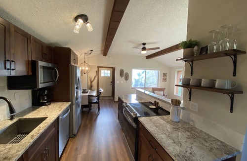 Grand Lake Cabin | 3bd&2Ba, Pet Friendly, Mountain Views, Minutes to Everything!