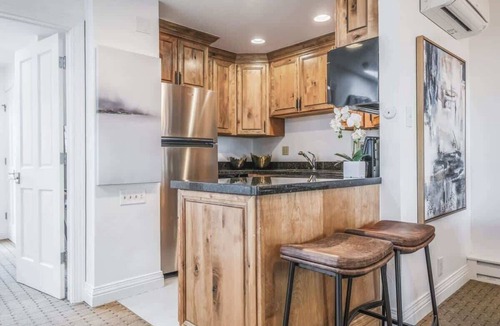 Aspen Apartment | 3BR, 3BA in Aspen Core w AC, Pool & Hot Tub
