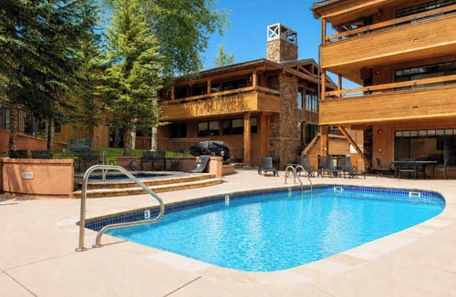 Aspen Apartment | 3BR, 3BA in Aspen Core w AC, Pool & Hot Tub