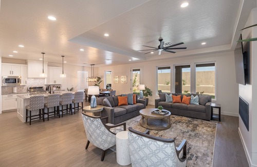 St. George House | 3BR Sleeps 10 w/Casita - Near Clubhouse & Pool