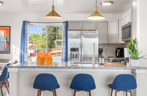 Dupont House | 4BD | Air Hockey, Foosball & Firepit | Near DT