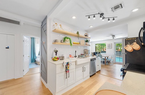 Poinciana Park House | 4BR Las Olas hidden Gem w/Pool, Game Room, 25 min FIFA2026, BBQ & mini golf