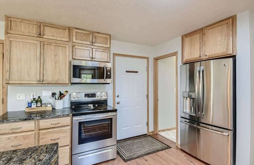Wildernest House | 4BR Townhome w/Private Hot Tub, Garage, and Deck