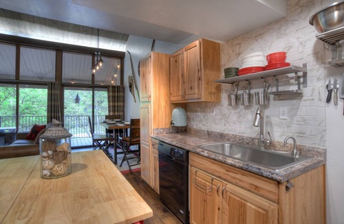 Purgatory House | 4th Hole Hideaway | AC, Pool, Hot Tub, Golf & Ski