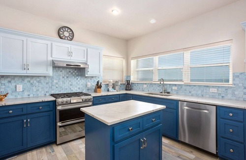 Villa Segunda House | 5 BR Gulf Front Home | Pet Friendly | Sleeps 14 | Panoramic Views of Gulf
