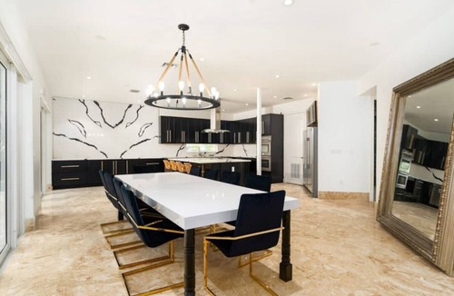 Dania Beach Villa | 5000Sf Luxe Mansion/Refreshing pool/Gameroom - N