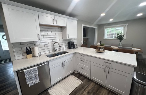 Salt Lake City House | 5BR Family Home Sleeps 11 Game Room Near Ski Resorts & Downtown SLC
