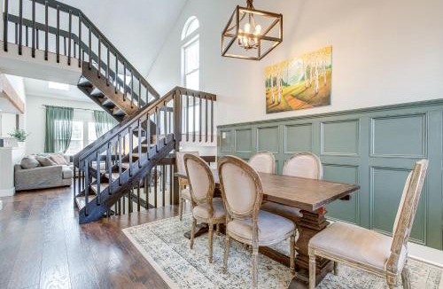 Denver House | 6 Mi to Dtwn: Arvada Home w/Hot Tub & Yard