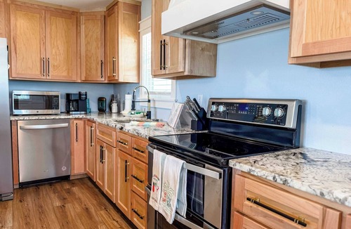 St. George Island House | 7 Seas Ocean Breeze Sleeps Kitchens St George Island Pet Friendly Family