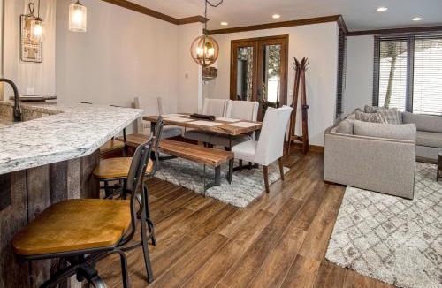 Highlands Townhomes House | 96 Highlands Slopeside 210 Beaver Creek
