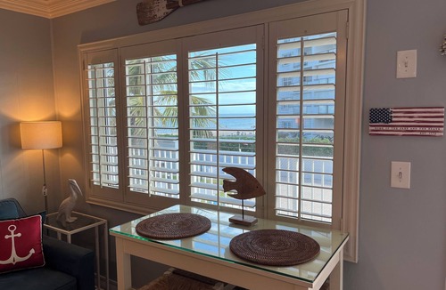 Lauderdale-by-the-Sea Apartment | A LITTLE PIECE OF HEAVEN Beachfront 1480 S Ocean Blvd, Lauderdale By the Sea, FL