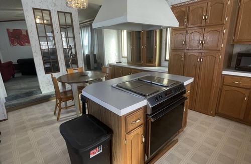 Elbert House | A simple place to stay in Elbert, CO. Conveniently located behind Bar & Grill.