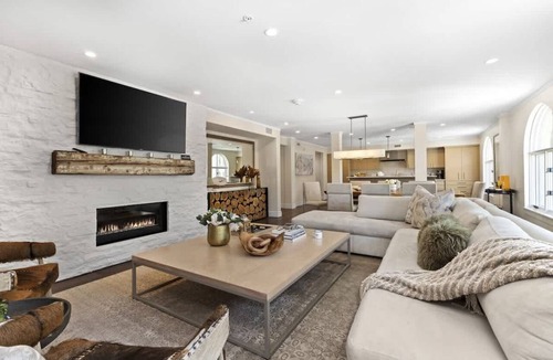 Downtown Park City Condo | Abode at Sky Silver, upscale flat on Main Street, trail access