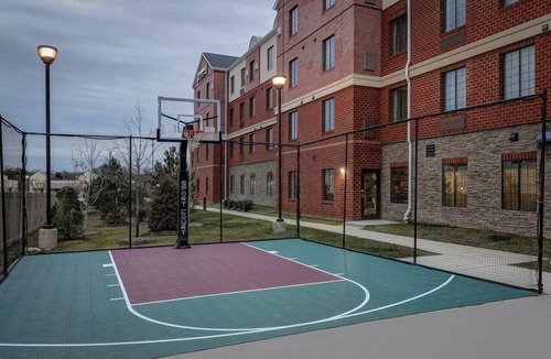 Lanham Apartment | ADA Studio Suite in Lanham w/Tub | Free Breakfast