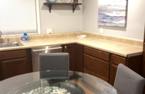 Carleton Terrace Cottage | Adorable private cottage close to beaches and Port Canaveral
