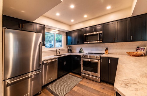 Blue River House | Adventure Awaits! Cozy Aframe 5 Min to Breck.