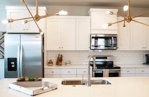 Washington Fields Condo | Adventure Awaits in Southern Utah | Pool + Resort Style Amenities | Come Adventure with Family!