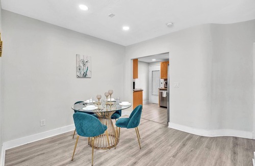 Bay Harbor Islands Apartment | Airy 2BR in Bay Harbor Islands close to beach, shopping, and dining