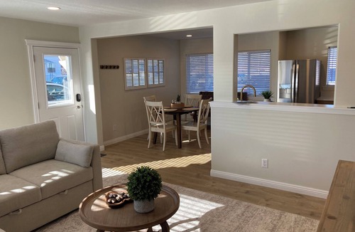 Vernal Cottage | All New, Cozy 2-bedroom cottage in Vernal, UT with AC and all amenities.