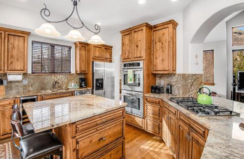 Highland Meadows House | Alpine Drive Chalet