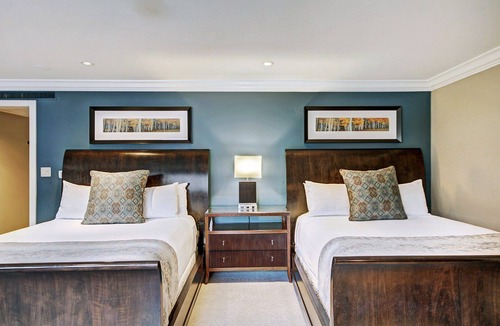 Vail Hotel | Alpine Luxury Room | 2 Queen Beds | On-site Pool!