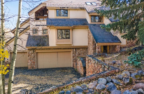 Beaver Creek House | ALPINE MANSION, 9bd + LOFT BR SLEEPS 26 HUGE 8000 sq ft EXCLUSIVE BEAVER CREEK!