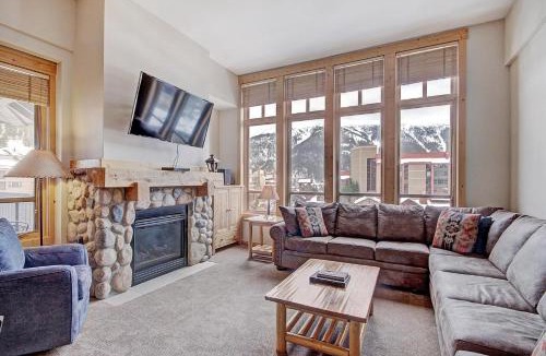 Copper Mountain Village Apartment | Amazing Condo in Heart of Center Village - TX304