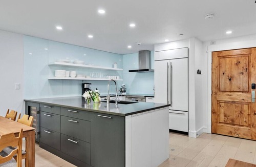 Edwards Apartment | Arrowhead Oasis |Resort Perks + 5 Min Walk to Lift