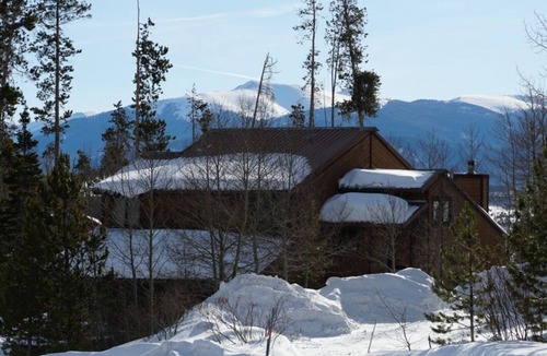 Wildernest House | Aspen Grove Retreat, Duplex Bordering the National Forest near Silverthorne