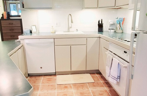 Vail Condo | Aug 4 ,5 and 11, 12 now 150/nt. Vail Village. Parking. Walk to Ford Park
