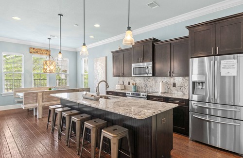 Villa Lago House | Aug10-16 Now Open* 2 Golf Carts* Grill*Steps From Pool*Beach Access*Near Baytown