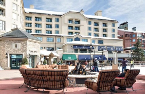 Beaver Creek Hotel | BC Village Park Hyatt Resort - Double Queen Room - ski in/out, resort amenities!