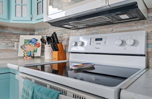 Marineland Acres House | Beach Chic Beach Home Bikes, Beach Gear,Pet-Friendly & Minutes to the Ocean