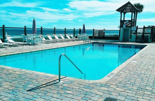 Bostwick Park Condo | Beach DAZE Hideaway : Modern Studio Condo near The Beach