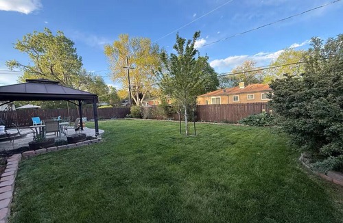 Alta Vista Area House | Beautiful 4 Bedroom House in Arvada near Mountains & Downtown Den/Pet Friendly