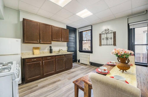 Capitol Hill Apartment | Beautiful Large 1 bed 1 bath in Capitol Hill denver