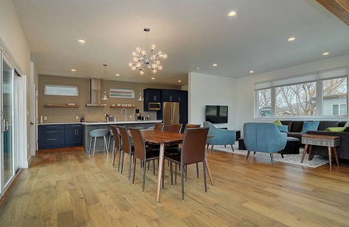 Salida House | Beautiful New 3BR! Steps from the Arkansas River and close to town (STR #0303)