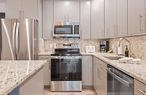 Vail Condo | Beautiful Remodel, Mountain Views, A/C, Pool, Hot Tub | W406