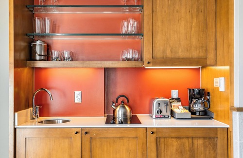 Avon Condo | Beaver Creek Solace | Studio w/Resort Pool + Hot Tub | Premier Avon Location