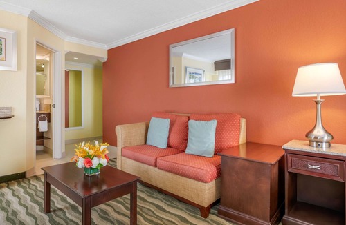 North Palm Beach Hotel | Best Western Plus Palm Beach Gardens Hotel & Ste & Conf Ctr