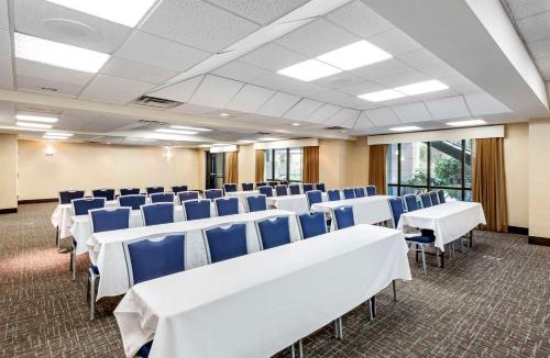 Carterville Hotel | Best Western Plus Provo University Inn