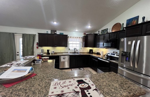 St. Robert House | Big Home right off I44 near Fort Leonard Wood
